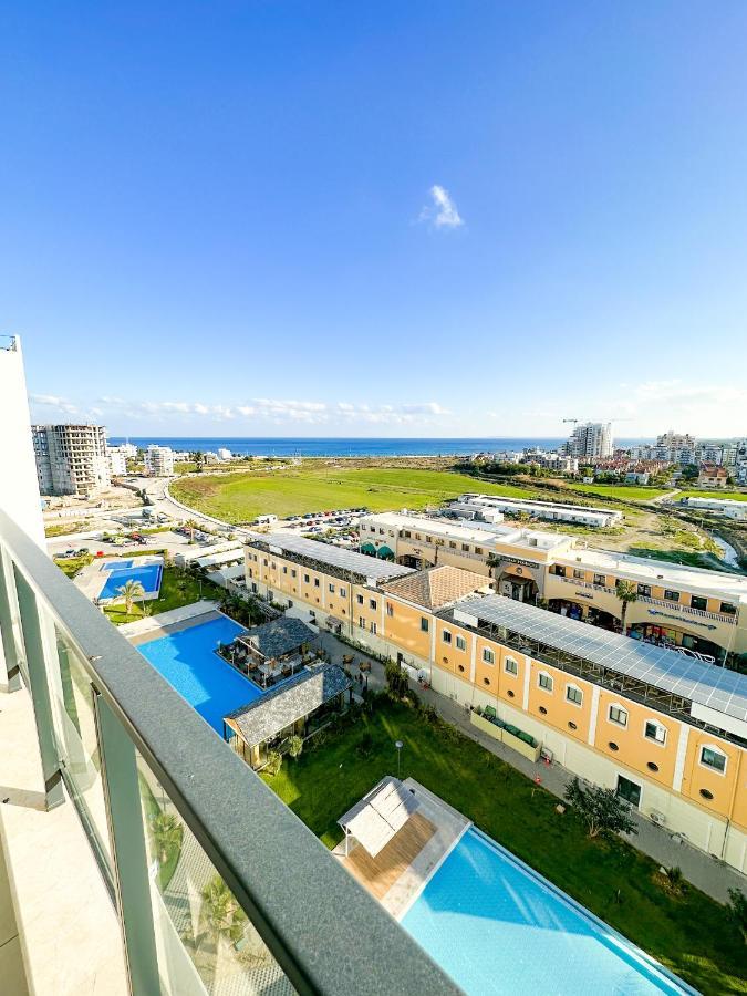 Luxury Sea View Two Bedroom Apartment In Caesar Resort & Spa, Long Beach Perivolia tou Trikomou エクステリア 写真
