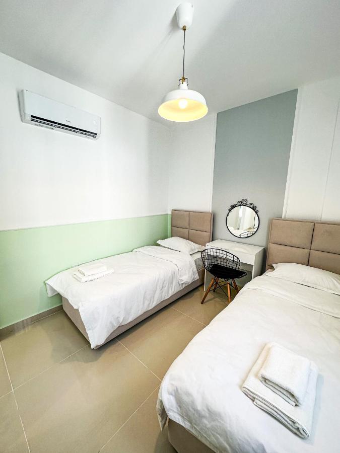 Luxury Sea View Two Bedroom Apartment In Caesar Resort & Spa, Long Beach Perivolia tou Trikomou エクステリア 写真